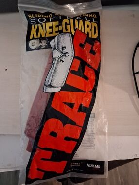 Adams Trace Adult Softball Knee-Guard -1 Guard - Long Style